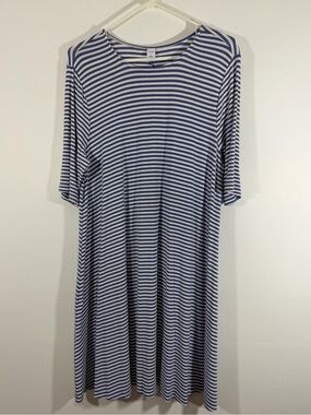 Old Navy Striped Blue & White Women’s Casual Dress